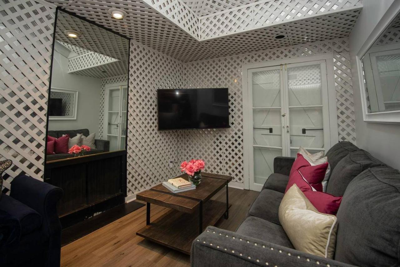 4 Bedroom - Sleeps 8! Celebrity Villa Next To Frenchman St ニューオーリンズ エクステリア 写真